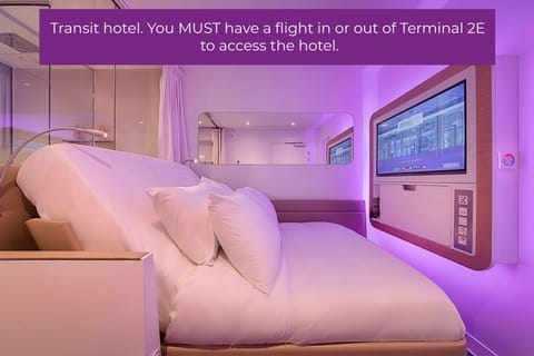 Premium Room | Premium bedding, desk, soundproofing, free WiFi