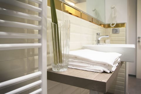 Standard Double Room (Grigia) | Premium bedding, desk, rollaway beds, free WiFi