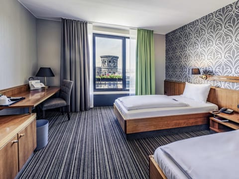 Superior Room, 2 Twin Beds | Hypo-allergenic bedding, in-room safe, desk, blackout drapes