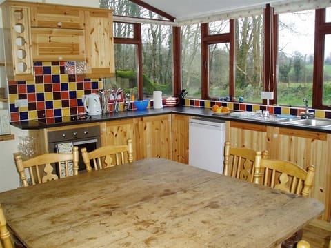 Cottage, Private Bathroom, Garden View | Miscellaneous