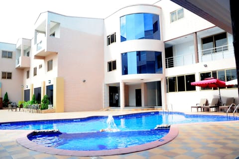 Outdoor pool, pool umbrellas