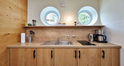 Standard-Apartment | Private kitchenette