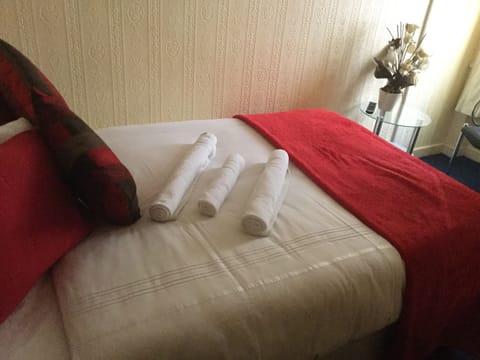 Economy Double Room, Ensuite