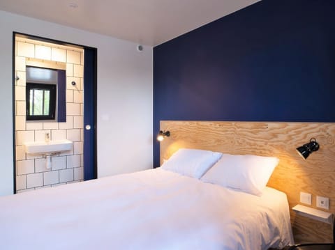 Eklo Classic | Individually decorated, individually furnished, soundproofing, free WiFi
