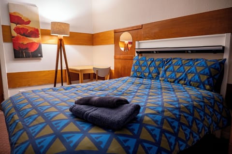 Standard Double Room | Free WiFi, bed sheets