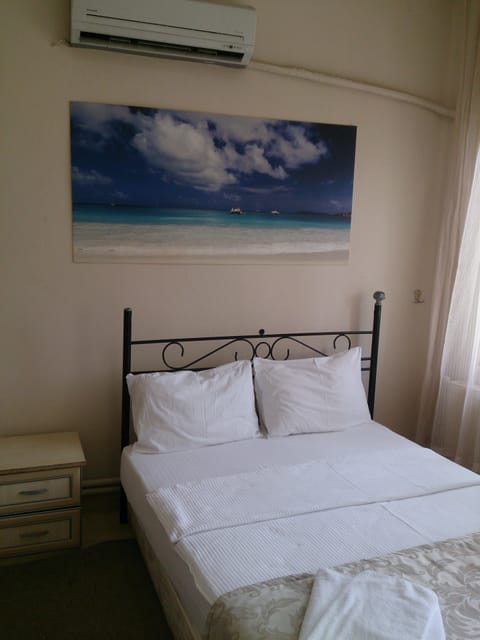 Economy Single Room | Free WiFi