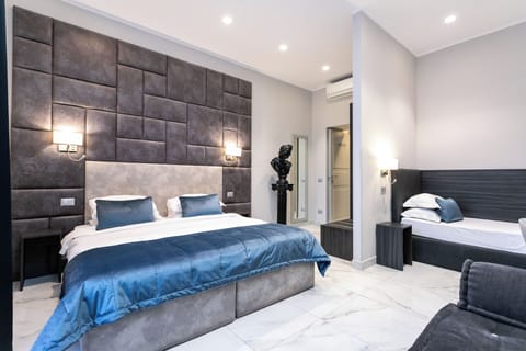Junior Suite | Premium bedding, minibar, in-room safe, desk