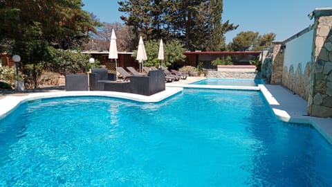 Rooftop pool