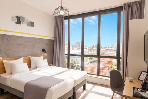 Superior Double or Twin Room, 1 Bedroom | Premium bedding, minibar, in-room safe, desk