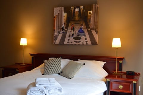 Double Room | 1 bedroom, premium bedding, desk, free cribs/infant beds