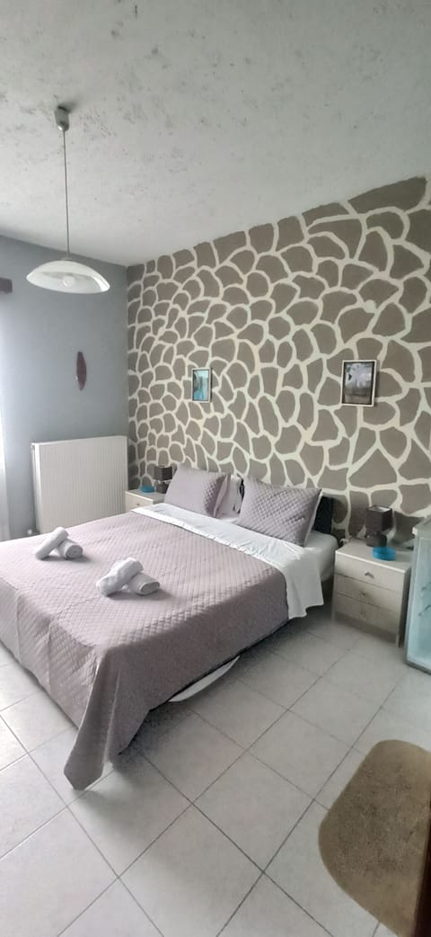 Standard Double Room | Soundproofing, iron/ironing board, free WiFi, bed sheets