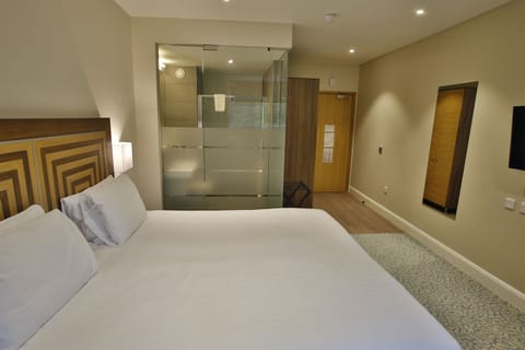 Superior Double Room | Individually decorated, individually furnished, desk, blackout drapes