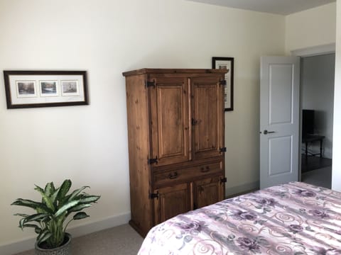 1 bedroom, premium bedding, individually decorated