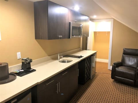 Coffee/tea maker, electric kettle