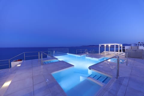 2 outdoor pools, pool umbrellas, sun loungers