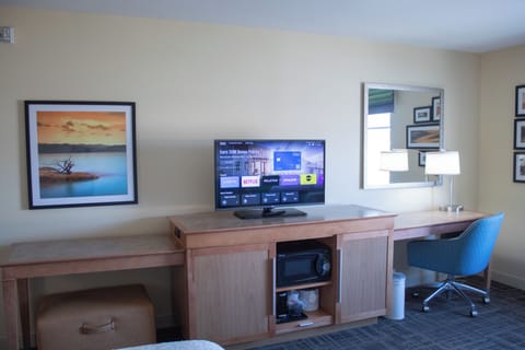 Room, 1 King Bed with Sofa bed, Accessible (Hearing) | In-room safe, desk, blackout drapes, soundproofing