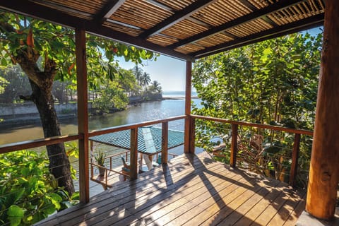 Villa Deluxe Mia | Living area | Flat-screen TV
