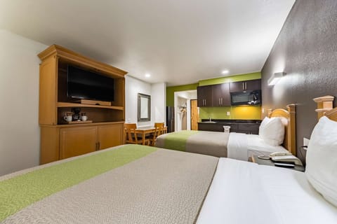 Desk, laptop workspace, free WiFi, bed sheets