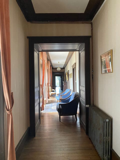 Deluxe Double Room 3 | Living area | Fireplace