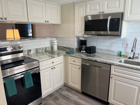 Two Bedroom (CAM-2) | Private kitchen | Full-size fridge, microwave, oven, stovetop