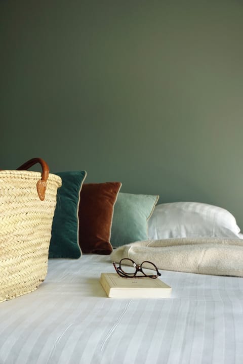 Premium bedding, Select Comfort beds, individually decorated, desk