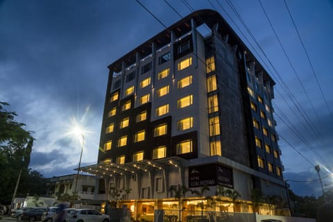 Front of property - evening/night