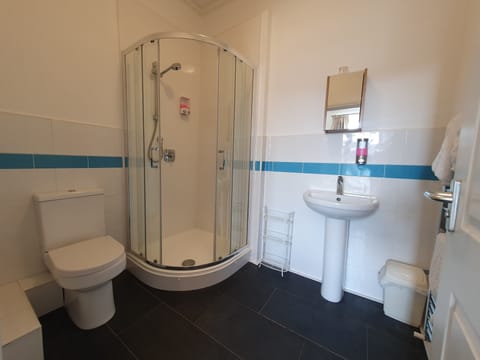 Standard Double Room, 1 Double Bed | Bathroom | Shower, free toiletries, hair dryer, towels