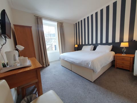 Standard Double Room, 1 Double Bed | Premium bedding, individually decorated, individually furnished, desk