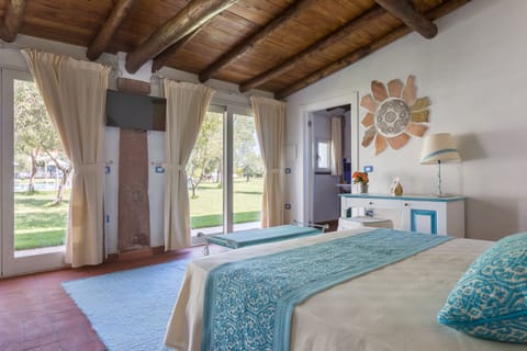 Double Room, Pool View (Granito) | Down comforters, in-room safe, desk, blackout drapes