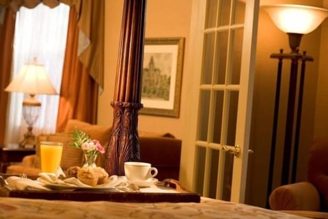 Room service - dining