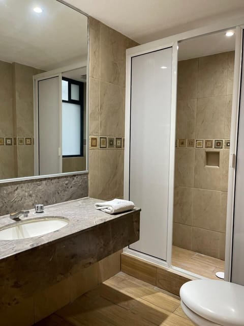 Desk, laptop workspace, iron/ironing board, free WiFi