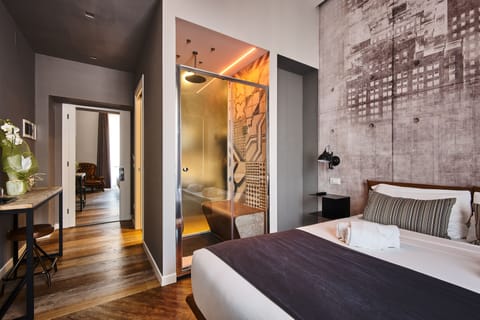 Deluxe Double Room | Premium bedding, down comforters, minibar, in-room safe