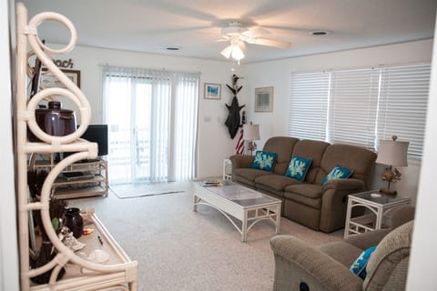 Cottage, 2 Bedrooms | Living area | TV, DVD player