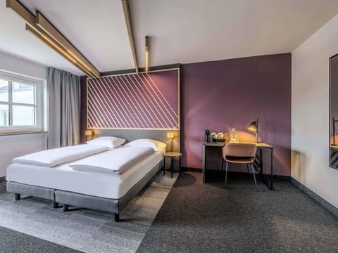 Premium Double Room | Desk, blackout drapes, soundproofing, WiFi (free)