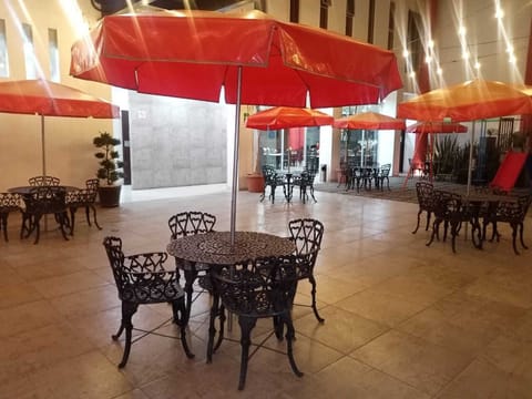 Breakfast, lunch, dinner served; Mexican cuisine 