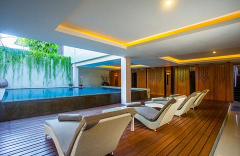 Outdoor pool, open 9:00 AM to 7:00 PM, sun loungers