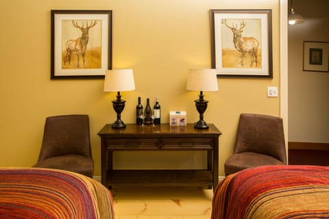 Room, Private Bathroom (#6 Opi's) | Premium bedding, iron/ironing board, free WiFi, bed sheets