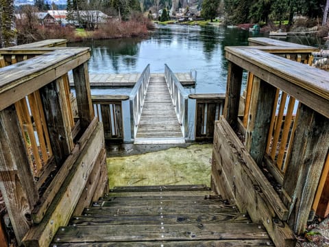 Dock