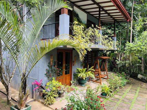 Deluxe Cottage, Garden View | Front of property