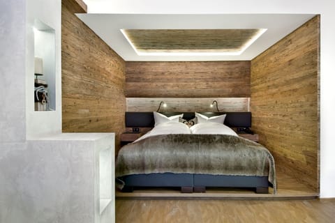 Premium bedding, minibar, in-room safe, individually decorated