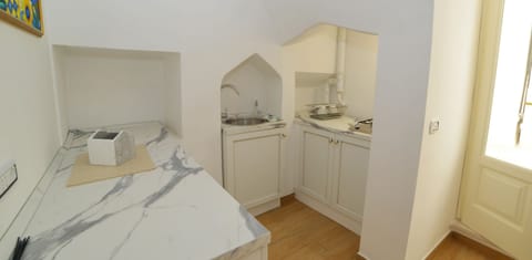 Studio | Private kitchenette