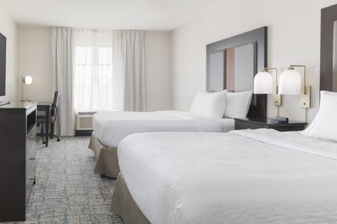 Suite, 1 Bedroom, Non Smoking | Hypo-allergenic bedding, iron/ironing board, free cribs/infant beds