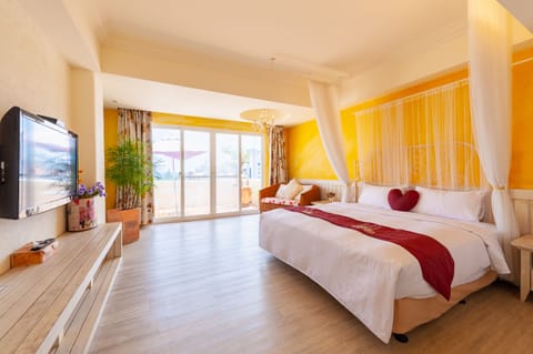 Sea View Double Room with Balcony | Blackout drapes, free WiFi, bed sheets