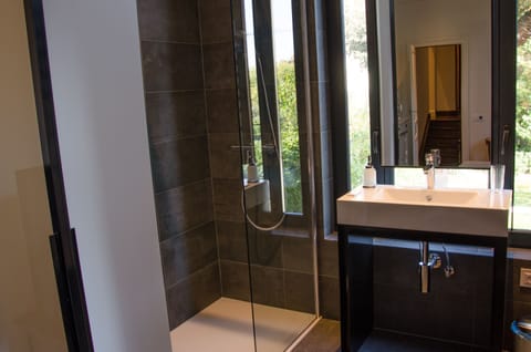 Superior Double Room | Bathroom sink