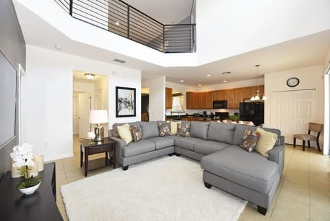 House, 6 Bedrooms | Interior
