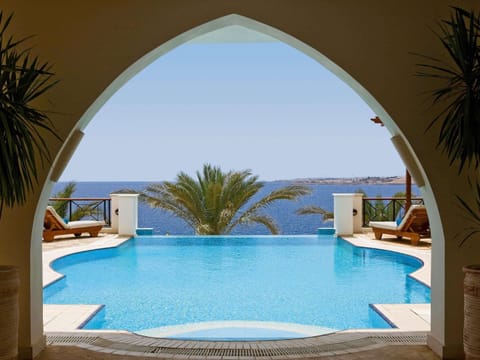 Luxury Villa, Multiple Beds, Sea View | Premium bedding, minibar, in-room safe, blackout drapes