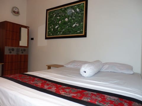 Standard Room (with AC) | Desk, free WiFi