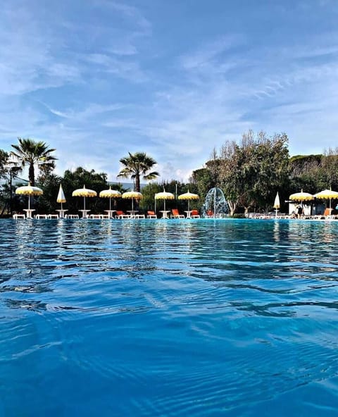Seasonal outdoor pool