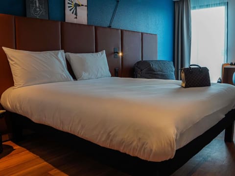 Triple Room | Premium bedding, in-room safe, desk, soundproofing