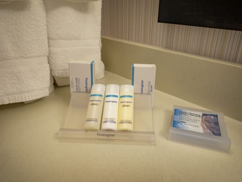 Premium bedding, down comforters, desk, laptop workspace